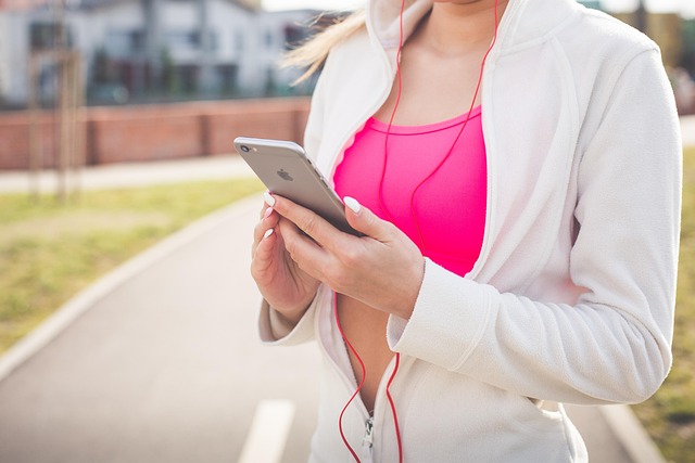 Pilates Studio App: Do You Need a Client App (or Just a Booking Page)?